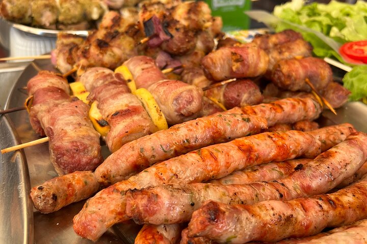 Tour gastronomico di Palermo con degustazione di specialità locali come arancini, cannoli e vino in Sicilia, foto 10 | wizardtrip
