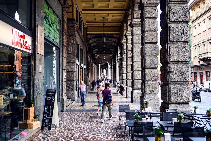 Un tour gastronomico guidato che esplora i mercati, la pasta e le prelibatezze locali di Bologna, foto 12 | wizardtrip