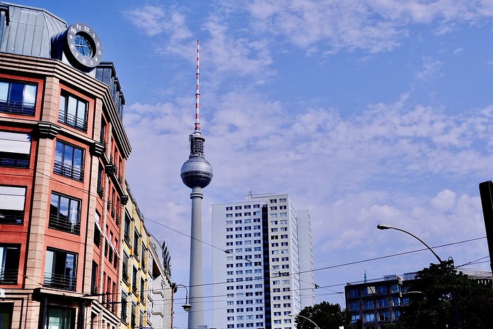 Eine kulinarische Erkundung des Berliner Mitte-Viertels mit lokalen Speisen und historischen Stätten, Foto 6 | wizardtrip