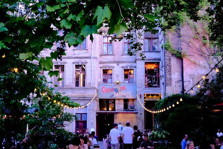 Eine kulinarische Erkundung des Berliner Mitte-Viertels mit lokalen Speisen und historischen Stätten, Foto 30 | wizardtrip