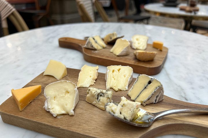 En guidad matupplevelse genom Melbournes charmiga gränder, med olika kulinariska provsmakningar och kulturella insikter, foto 6 | wizardtrip