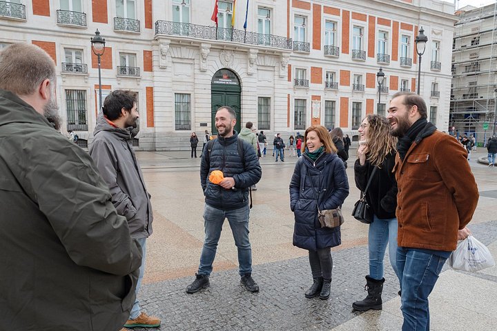 Un tour gastronomico guidato a Madrid, Spagna, con degustazione di tapas, prosciutto iberico, olio d'oliva e vermouth, foto 8 | wizardtrip