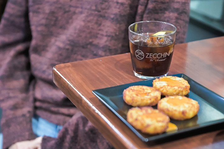 Un tour gastronomico guidato a Madrid, Spagna, con degustazione di tapas, prosciutto iberico, olio d'oliva e vermouth, foto 17 | wizardtrip