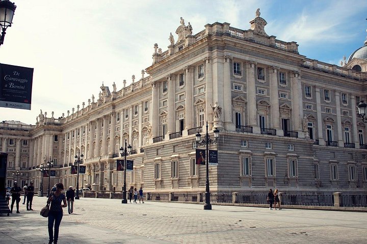 Un tour gastronomico guidato a Madrid, Spagna, con degustazione di tapas, prosciutto iberico, olio d'oliva e vermouth, foto 24 | wizardtrip