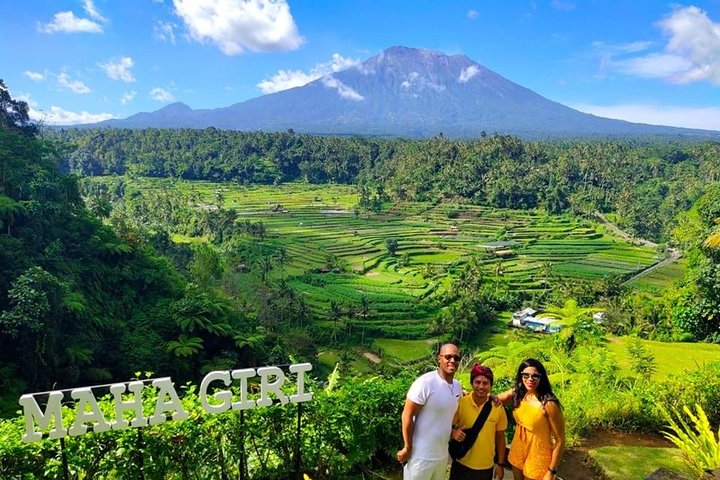 Circuit panoramique à Bali présentant des temples, des cascades et des rizières pour des photos Instagram, photo 8 | wizardtrip