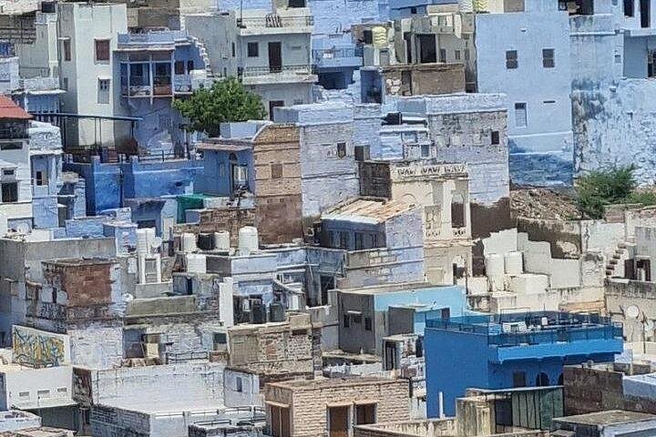 Une visite guidée à pied à travers les rues bleues vibrantes et les sites patrimoniaux de Jodhpur, en Inde, photo 6 | wizardtrip