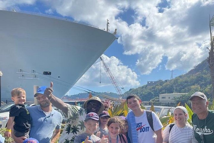 Visite guidée privée de St Thomas, avec des points de vue panoramiques, des sites historiques, du shopping et la plage de Magens Bay, photo 25 | wizardtrip