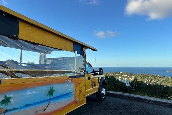 Visite guidée privée de St Thomas, avec des points de vue panoramiques, des sites historiques, du shopping et la plage de Magens Bay, photo 41 | wizardtrip