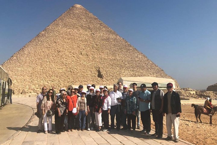 Tour privado por las Pirámides de Giza y el Gran Museo Egipcio en El Cairo, Egipto, foto 15 | wizardtrip