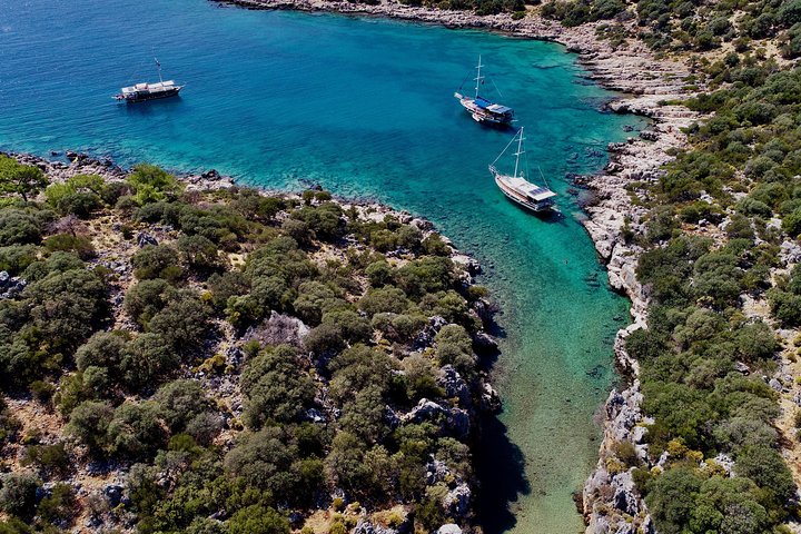Bådtur der udforsker Kekova øens sunkne by og historiske steder fra Kaş, Tyrkiet, foto 11 | wizardtrip