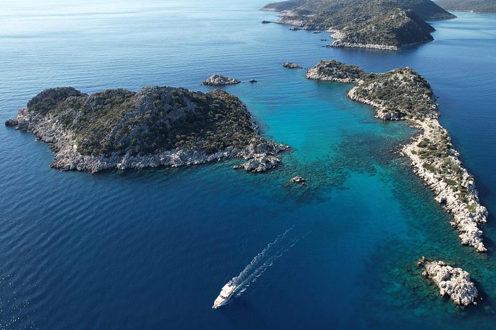 Bådtur der udforsker Kekova øens sunkne by og historiske steder fra Kaş, Tyrkiet, foto 14 | wizardtrip
