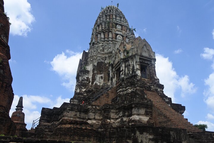 Utforska de magnifika antika templen och Buddhastatyerna i Ayutthaya, Thailand, foto 8 | wizardtrip