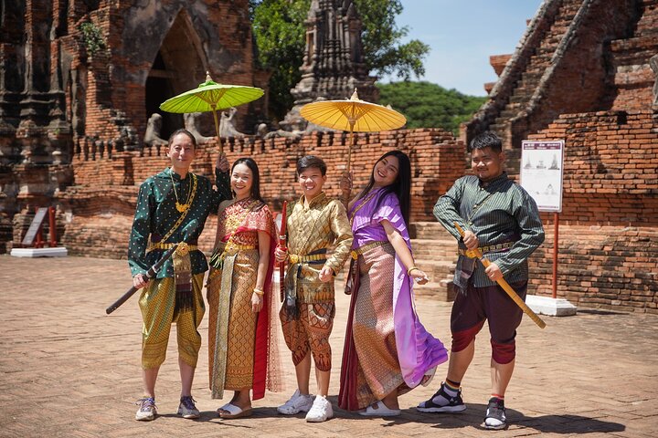 Utforska de magnifika antika templen och Buddhastatyerna i Ayutthaya, Thailand, foto 14 | wizardtrip