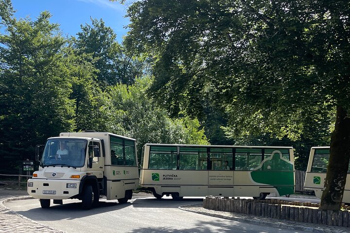 Heldags guidad tur från Zagreb till nationalparken Plitvicesjöarna och byn Rastoke, Kroatien, foto 12 | wizardtrip