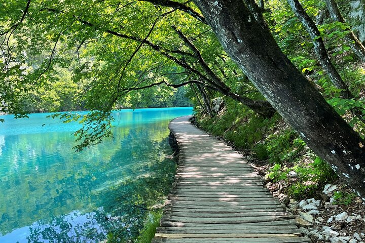Heldags guidad tur från Zagreb till nationalparken Plitvicesjöarna och byn Rastoke, Kroatien, foto 13 | wizardtrip
