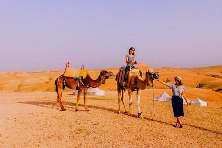 Kameltur ved solnedgang og middagsopplevelse i Agafay-ørkenen nær Marrakech, foto 11 | wizardtrip