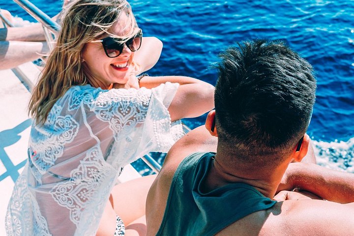 Boottocht vanuit Split naar Blue Lagoon, Borkko Beach en het eiland Šolta met zwemmen, snorkelen en lunch, foto 14 | wizardtrip