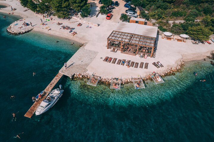 Boottocht vanuit Split naar Blue Lagoon, Borkko Beach en het eiland Šolta met zwemmen, snorkelen en lunch, foto 19 | wizardtrip