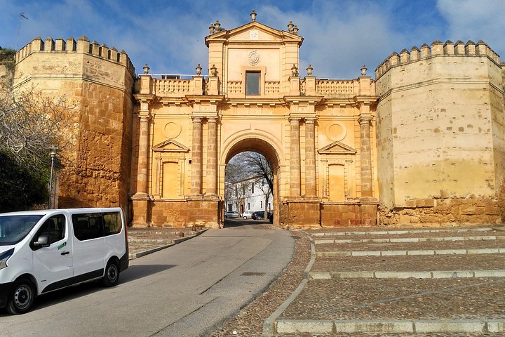 Full-day tour from Seville to Cordoba and Carmona, featuring historical sites and cultural landmarks, photo 8 | wizardtrip