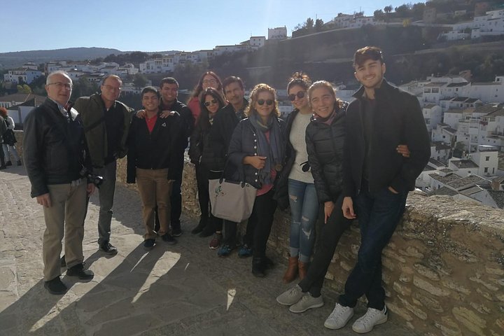Guided tour of the white villages and Ronda from Seville, showcasing Andalusian culture and landscapes, photo 6 | wizardtrip