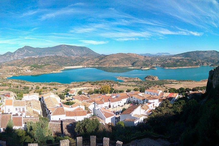 Guided tour of the white villages and Ronda from Seville, showcasing Andalusian culture and landscapes, photo 9 | wizardtrip