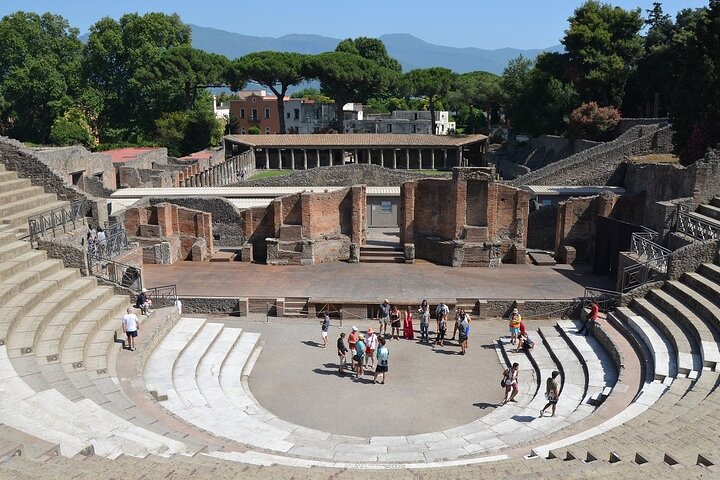 Tour de dia inteiro em pequeno grupo de Roma para Pompeia e Costa Amalfitana, com ruínas antigas e vilas costeiras cênicas, foto 15 | wizardtrip