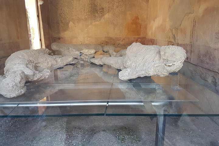 Tour de dia inteiro em pequeno grupo de Roma para Pompeia e Costa Amalfitana, com ruínas antigas e vilas costeiras cênicas, foto 21 | wizardtrip