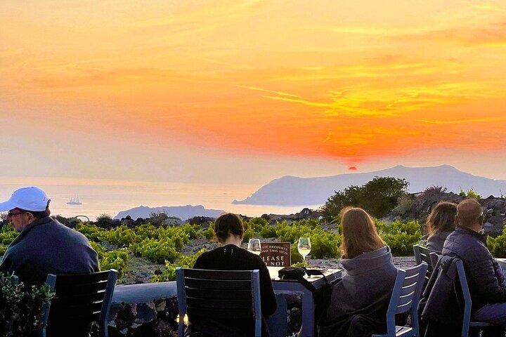 Santorini Weinreise mit Verkostung und Sonnenuntergangsblick, Foto 15 | wizardtrip