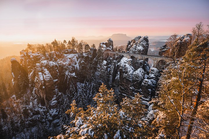 Tagesausflug zum Nationalpark Böhmische und Sächsische Schweiz von Prag, mit Naturlandschaften und Brücken, Foto 38 | wizardtrip