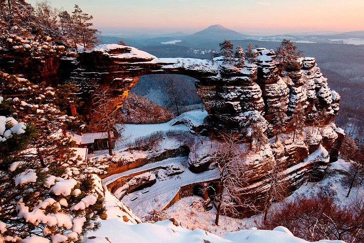 Tagesausflug zum Nationalpark Böhmische und Sächsische Schweiz von Prag, mit Naturlandschaften und Brücken, Foto 45 | wizardtrip