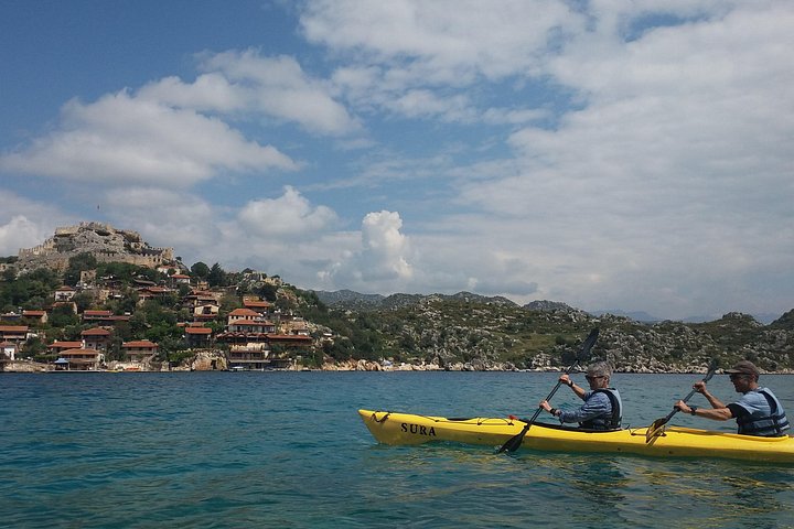 Havkajak-eventyr i Kekova, Tyrkiet, udforskning af sunkne byer og svømning i bugter, foto 6 | wizardtrip