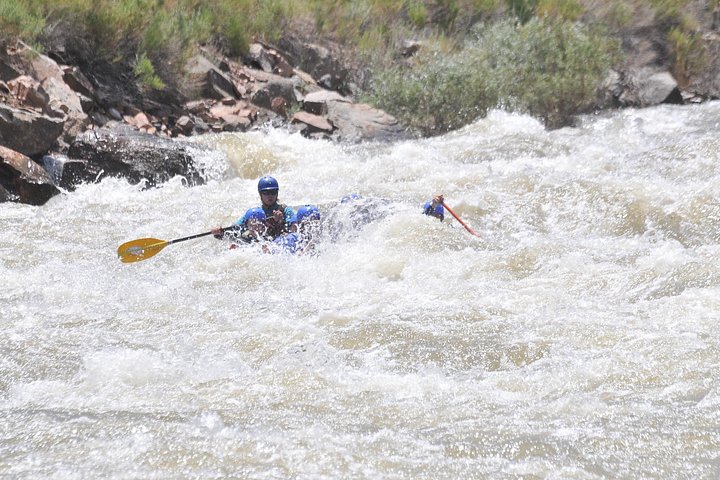 Wildwasser-Rafting-Abenteuer in der Royal Gorge in Cañon City, Colorado, Foto 6 | wizardtrip