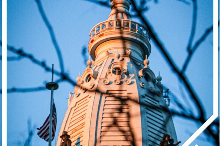 A guided food tour in Philadelphia featuring iconic local dishes and historic market exploration, photo 12 | wizardtrip