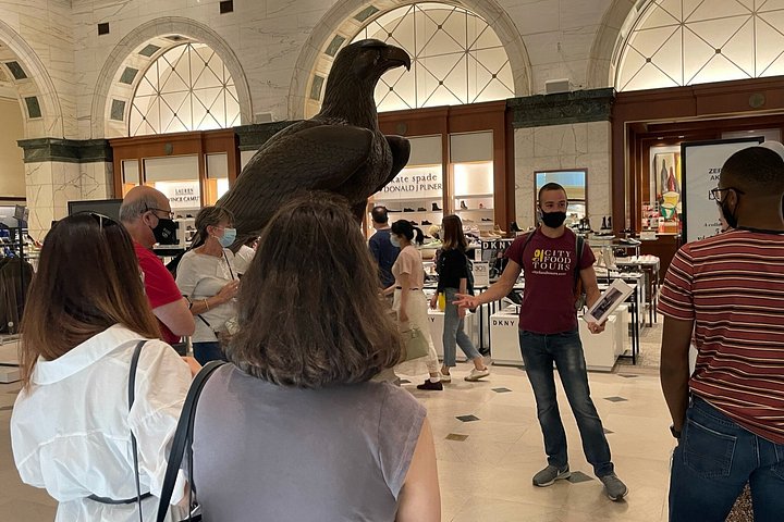 A guided food tour in Philadelphia featuring iconic local dishes and historic market exploration, photo 14 | wizardtrip