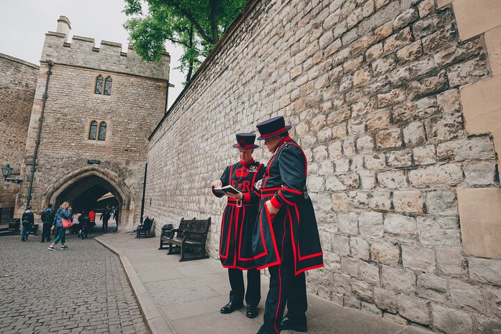 Visita VIP à Torre de Londres, com as Joias da Coroa e um encontro privado com um Beefeater, foto 11 | wizardtrip