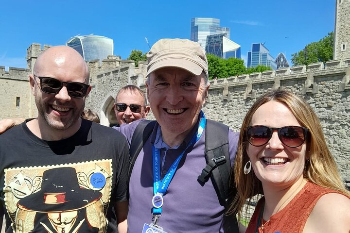 Early access tour of the Tower of London, Crown Jewels, and Tower Bridge in London, photo 10 | wizardtrip