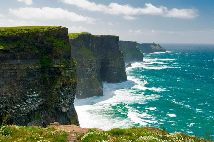 Cliffs of Moher & Burren Dagtocht met 2 uur stop bij de kliffen | wizardtrip