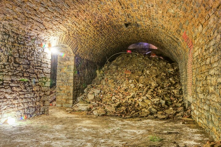 Hidden Brewery Caverns Tour in Cincinnati with Beer Tasting | wizardtrip
