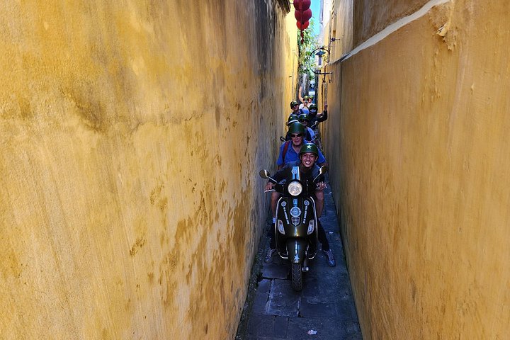 Découvrez les points forts et les trésors cachés de Hoi An lors d'un tour palpitant en Vespa à travers les rues anciennes et la campagne pittoresque, photo 9 | wizardtrip