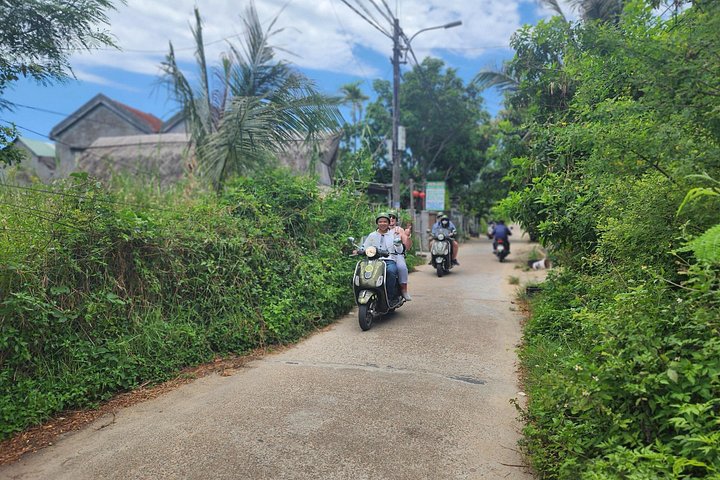 Découvrez les points forts et les trésors cachés de Hoi An lors d'un tour palpitant en Vespa à travers les rues anciennes et la campagne pittoresque, photo 16 | wizardtrip