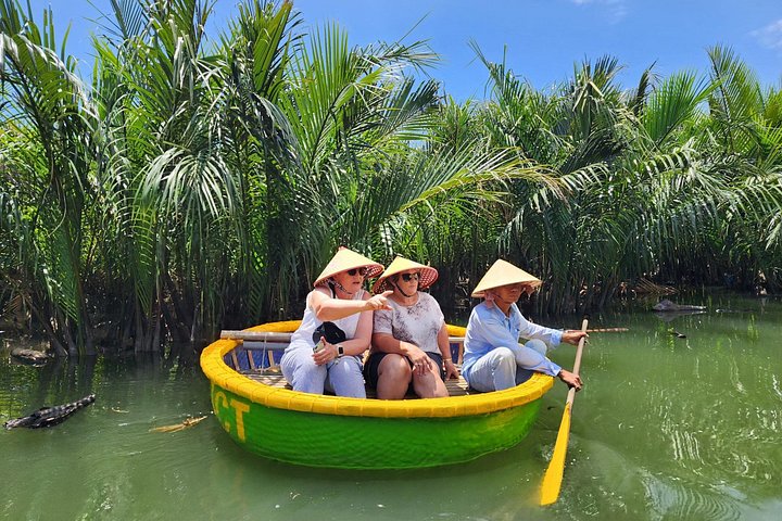 Découvrez les points forts et les trésors cachés de Hoi An lors d'un tour palpitant en Vespa à travers les rues anciennes et la campagne pittoresque, photo 18 | wizardtrip
