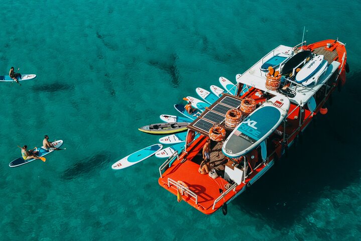 Passeio de barco tudo incluído em Ibiza com desportos aquáticos e vistas do pôr do sol, foto 30 | wizardtrip
