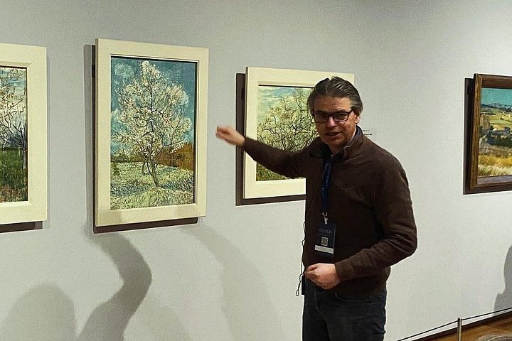 Visita guiada exclusiva al Museo Van Gogh en Ámsterdam, mostrando obras maestras y perspectivas del artista, foto 11 | wizardtrip