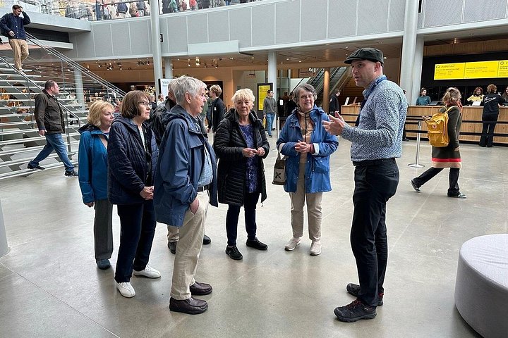 Visita guiada exclusiva al Museo Van Gogh en Ámsterdam, mostrando obras maestras y perspectivas del artista, foto 13 | wizardtrip