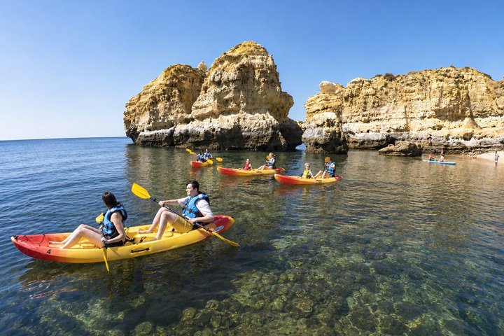 Kayak le long de la côte pittoresque d'Albufeira, exploration de grottes marines et de plages secrètes, photo 9 | wizardtrip
