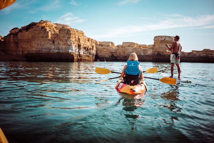 Kayak le long de la côte pittoresque d'Albufeira, exploration de grottes marines et de plages secrètes, photo 15 | wizardtrip