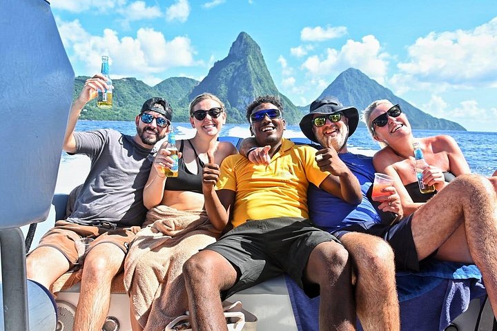 Entdecken Sie Saint Lucias atemberaubende Land- und Seelandschaften auf einer All-Inclusive-Exkursion mit Pitons, Schlammbädern und Schnorcheln, Foto 18 | wizardtrip