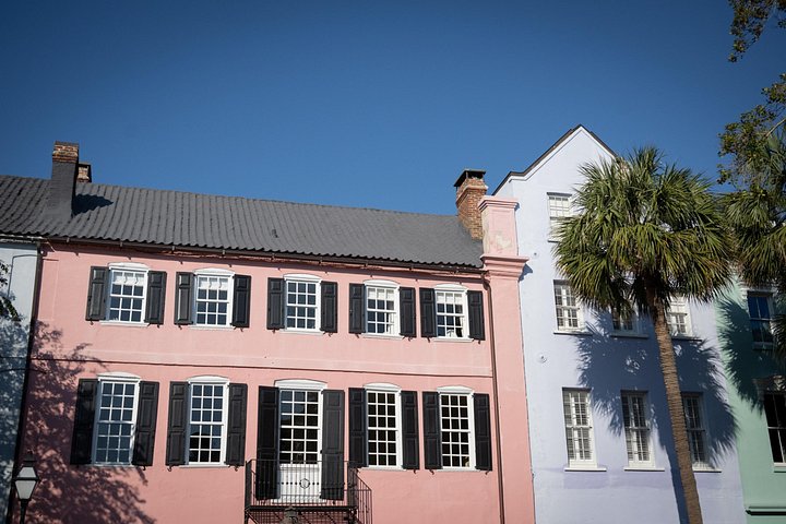 Visite guidée à pied explorant les rues charmantes de Charleston, Rainbow Row et Battery, photo 27 | wizardtrip