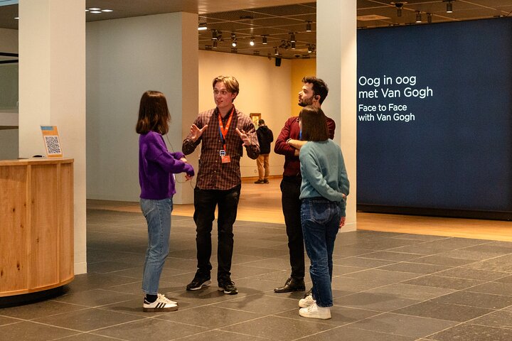 Guided tour of Van Gogh Museum in Amsterdam, Netherlands, photo 6 | wizardtrip