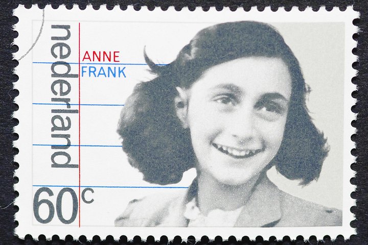 Guided walking tour in Amsterdam focusing on Anne Frank's history during WWII, photo 1 | wizardtrip